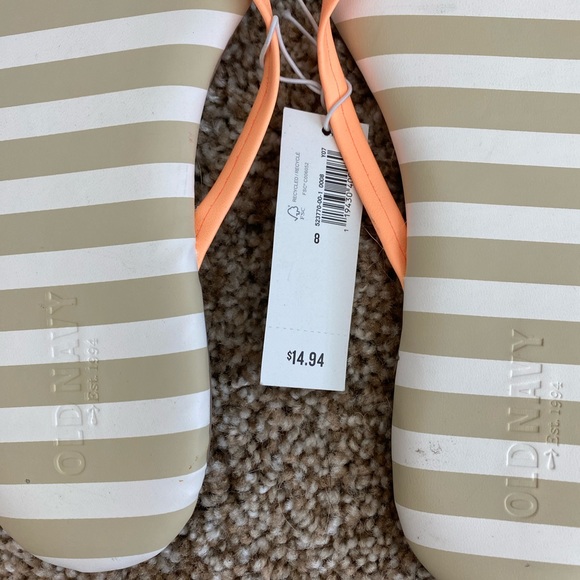 OLD NAVY - Soft Neon Sandals - 8 - Picture 4 of 5